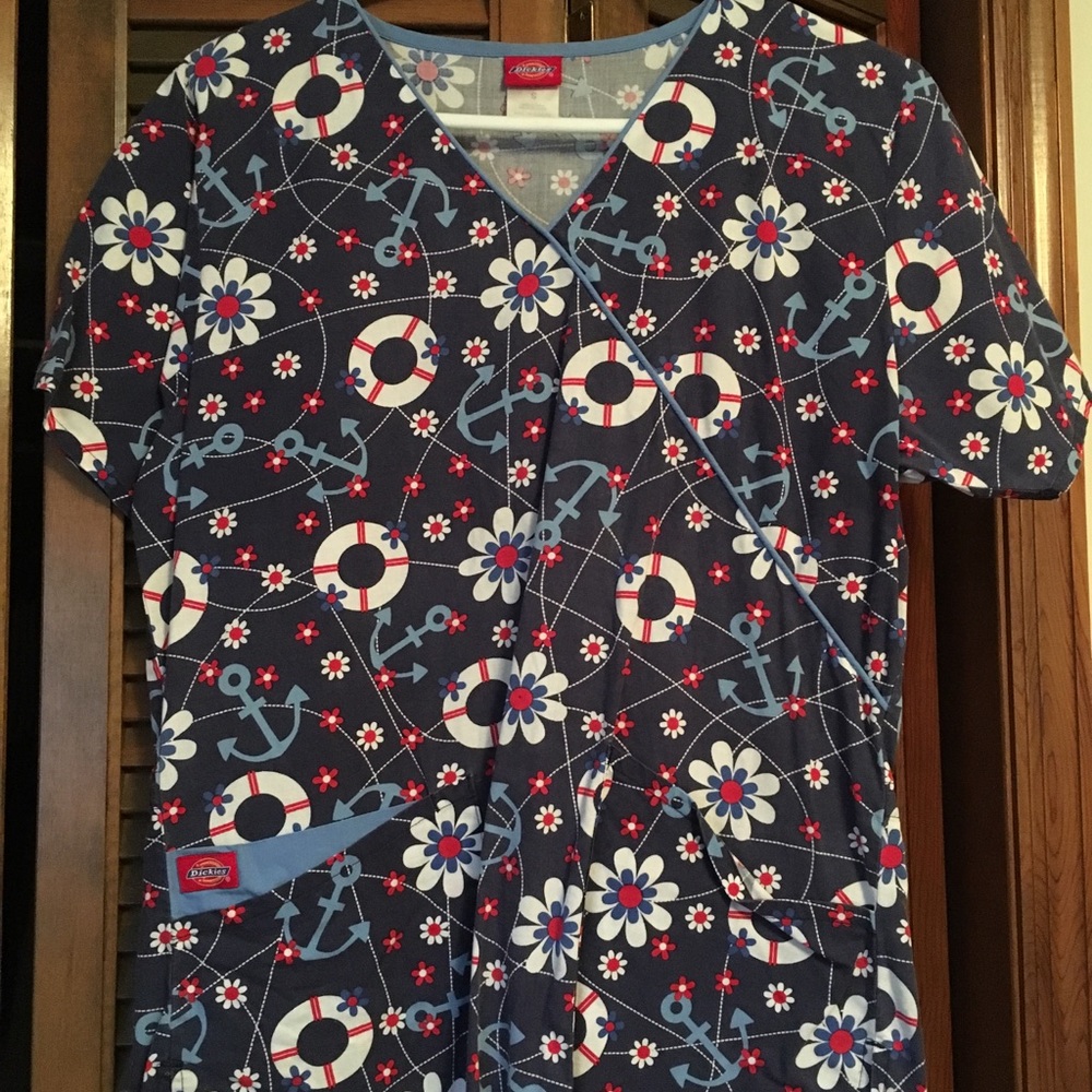 Ladies Scrub Top/Anchors